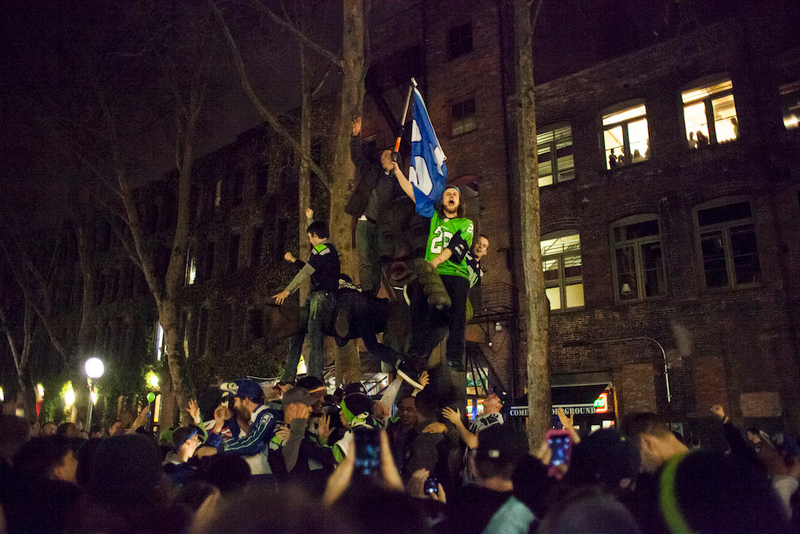 Illustration for article titled Shirtless, Drunk, And Champions: Scenes From The Seattle Celebrations